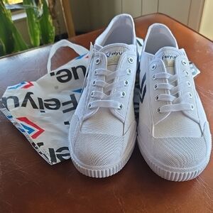 Feiyue Classic White Lace-Up Sneakers